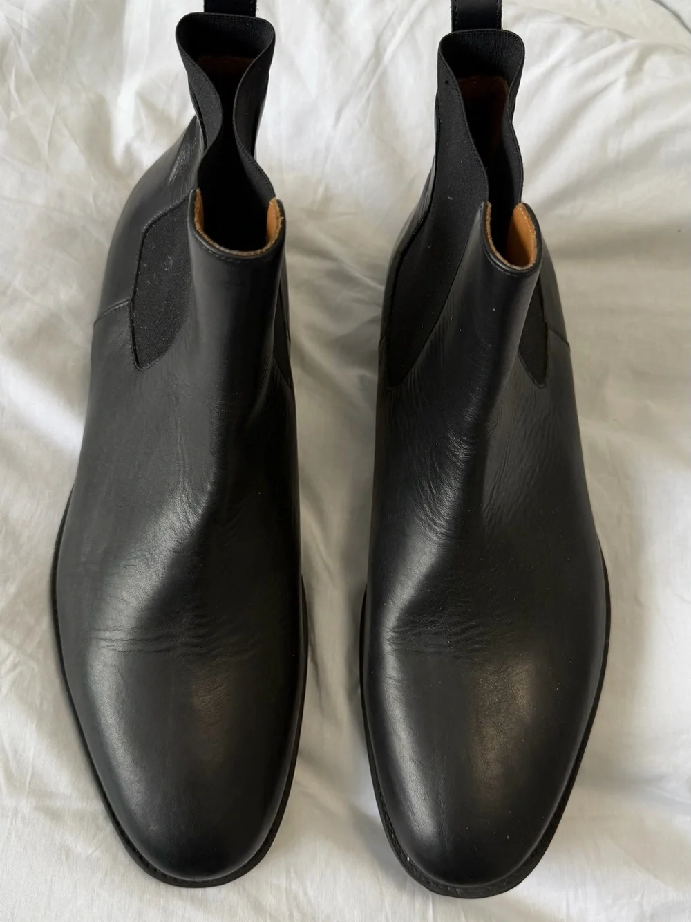 Bruno Magli Black Leather Chukka Chelsea Boots